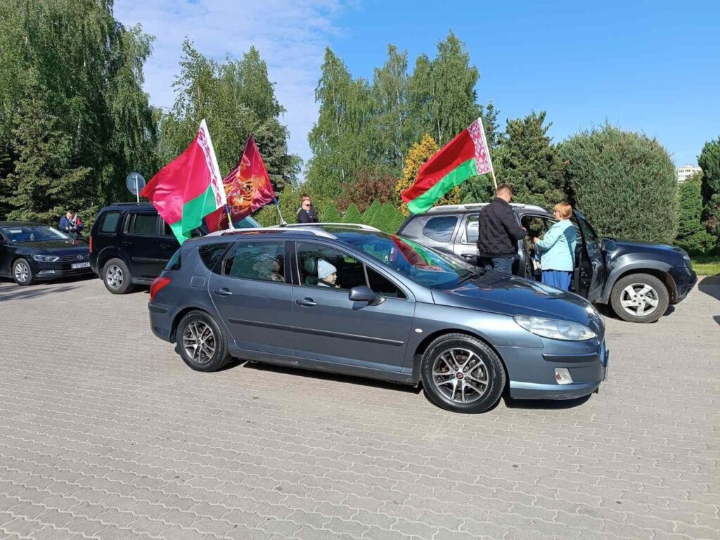 Патриотический автопробег «Память-2024. Без срока давности» проходил 9 мая  в Пинском районе - Пинское районное объединение профсоюзов